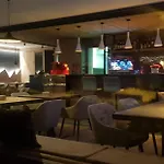 Dcb Апартаменты